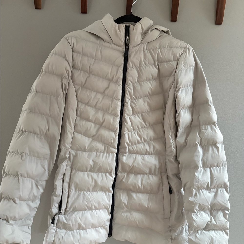 32 Degrees Women's Light Cream Puffer Jacket